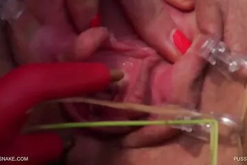 مداعب الرجل ثدي السيدة سكسي محرم مترجم الشابة قبل أن يمارس الجنس مع مؤخرتها