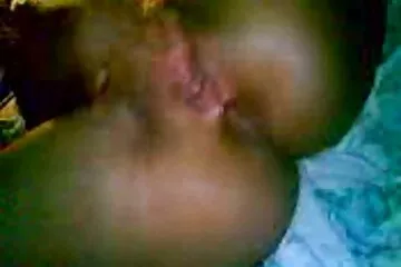 الرجل ينتشي من سكسي عربي مترجم اللسان من عمة ناضجة