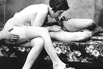 قام رجل وسيم بضرب امرأة بالغة في بوسها سكسي مدبلج بالعربية
